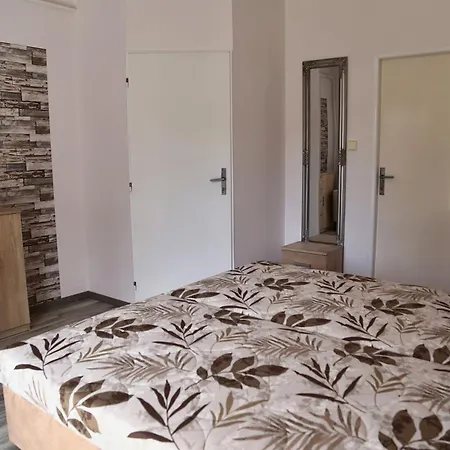 Adriana Apartment *