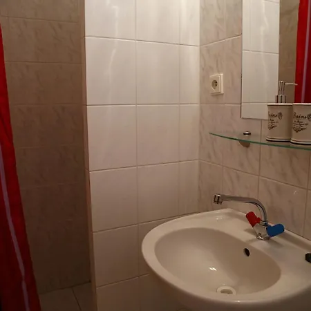 Apartment Adriana *